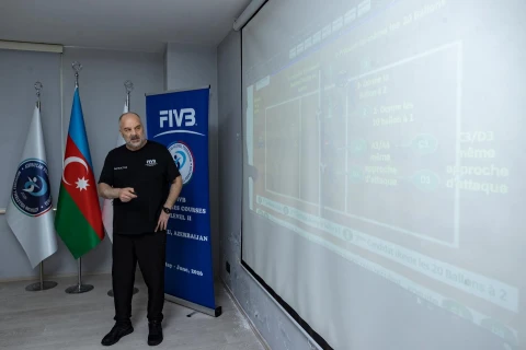 Bakıda voleybol məşqçiləri üçün beynəlxalq kurs keçirilir - FOTO
