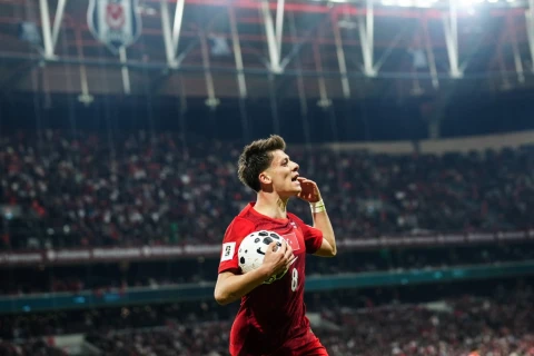 ESPN DÇ-2026-nın ən yaxşı gənc futbolçuların reytinqini tərtib edib
