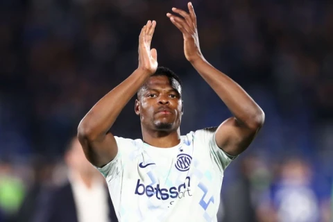«Реал» согласовал контракт с Думфрисом - ОБНОВЛЕНО