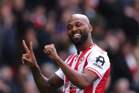 “Mançester Yunayted” “Brentford”un hücumçusu ilə maraqlanır