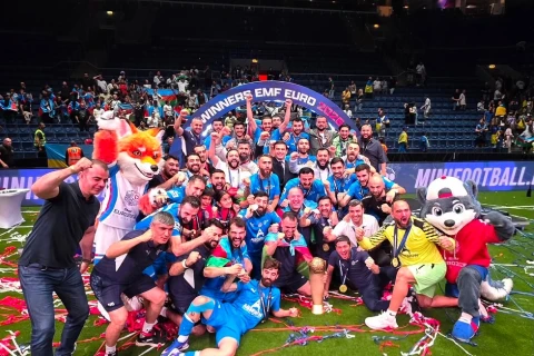 İkiqat Avropa çempionu olan minifutbol millimiz vətəndə!