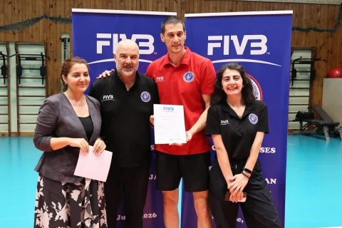 Beynəlxalq Voleybol Federasiyasının Bakıda keçirilən seminarı başa çatıb