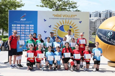 12 yaşadək uşaqlar arasında “Mini Volley” festivalı keçirilib