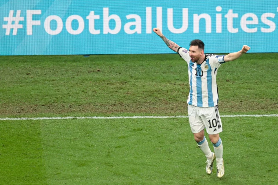 Skaloni: “Messi ilə məsləhətləşmədən heç bir qərar qəbul etmirəm”