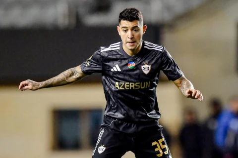Pedro Bikalyo “Qarabağ”da qalır
