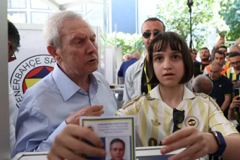 Aziz Yıldırımı “Fənərbağça”nın yeni prezidentidir