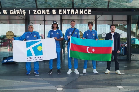 Сборная Азербайджана по теннису отправилась в Молдову на Davis Cup