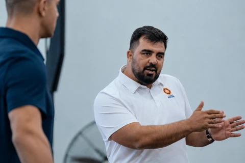 Çimərlik güləş millimizin baş məşqçisi Vyetnamda təlimçi kimi çıxış edib - FOTO