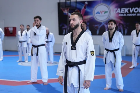 Abşeronda taekvondo üzrə məşqçilik seminarı keçirilib - FOTO