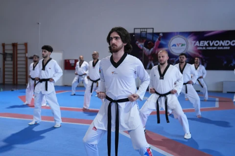 Abşeronda taekvondo üzrə məşqçilik seminarı keçirilib - FOTO