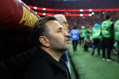 Okan Burukun görüntüsü sosial şəbəkədə müzakirə edildi - FOTO
