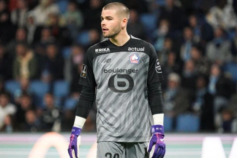 Lukas Şevalye “Beşiktaş”a keçə bilər