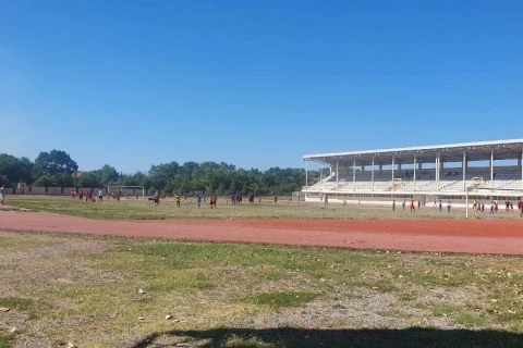Xaçmaz Olimpiya İdman Kompleksindəki stadionun acınacaqlı halı