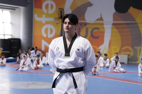 50 taekvondoçu dan dərəcəsi uğrunda imtahan verib - FOTO