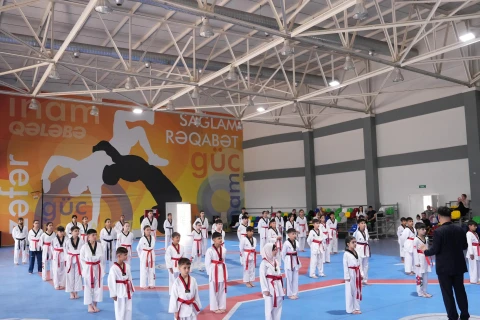 50 taekvondoçu dan dərəcəsi uğrunda imtahan verib - FOTO
