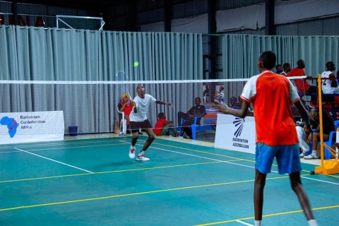 Azərbaycan Ruandaya badminton avadanlıqları göndərib - FOTO
