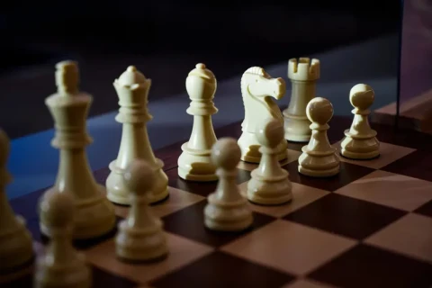 FIDE suspends Russian Chess Federation membership