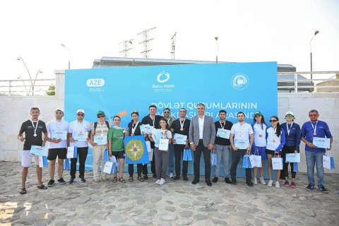 Bakıda dövlət qurumları arasında avarçəkmə yarışı keçirilib - FOTO
