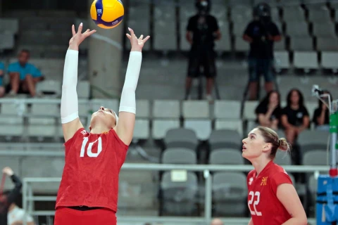 Qadın voleybolçularımız Avropa Liqasının oyununda parlaq qələbə qazanıb