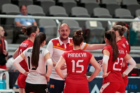 Qadın voleybolçularımız Avropa Liqasının oyununda parlaq qələbə qazanıb