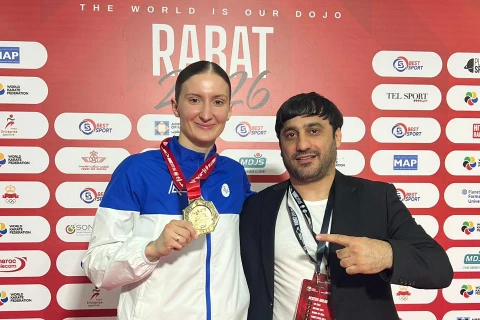 Karateçimiz İrina Zaretska Rabatda bütün rəqiblərini üstələdi: QIZIL MEDAL - FOTO