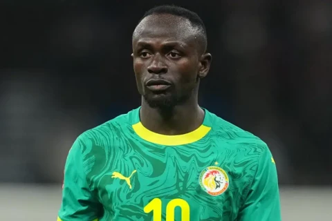 FIFA Seneqalın formasındakı ulduzu sildirdi