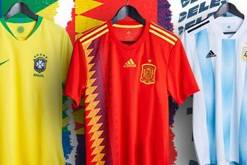 İspaniya polisi 66 min saxta futbol formasını müsadirə edib