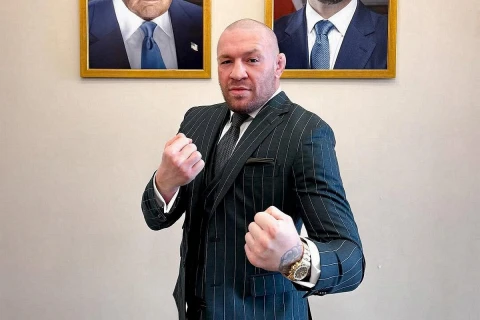 Макгрегор подтвердил бой с Холлоуэем и раскрыл дальнейшие планы