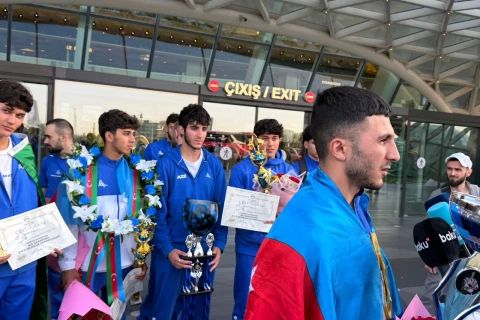 Karateçilərimiz Avropa çempionatından beş medalla qayıdıblar - FOTO