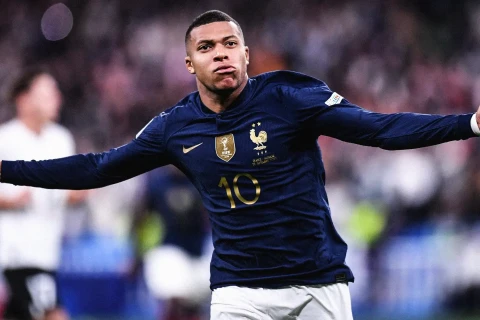 Mbappe Fransa millisinin ən məhsuldar bombardiridir