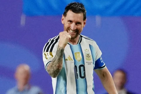 Messi compares himself to Nadal after World Cup hat-trick