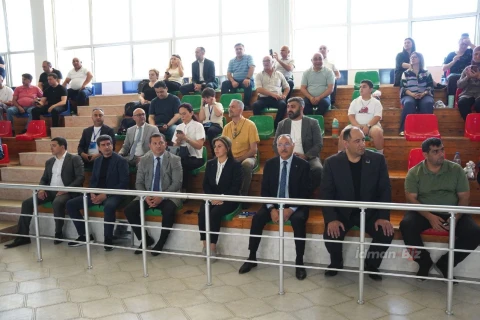Azərbaycanda ilk dəfə paraüzgüçülük üzrə ölkə çempionatı keçirilir - FOTO