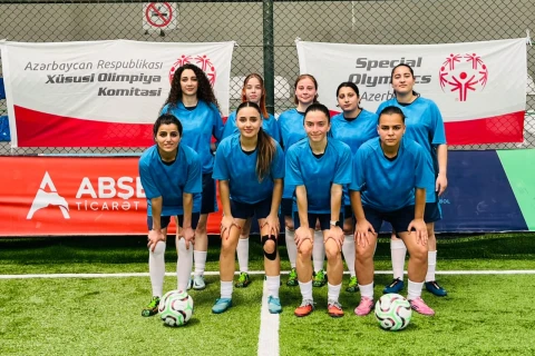 Xüsusi Olimpiya Komitəsinin qadınlardan ibarət komandası Fransada keçiriləcək turnirdə iştirak edəcək - FOTO