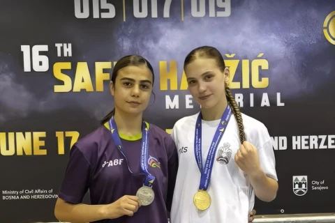 Boksçularımız Sarayevoda gücünü göstərdi: 12 medal - FOTO