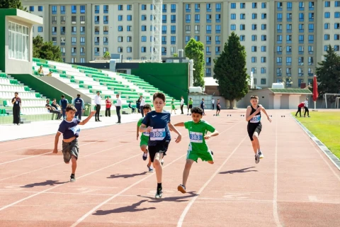 В Азербайджане продолжается первая Республиканская спортивная олимпиада школьников - ФОТО