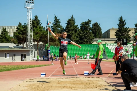Məktəblilərin ilk olimpiadasında atletika qalibləri bilindi - FOTO