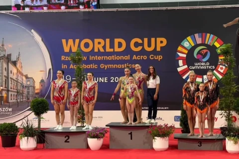 Akrobatlarımızdan Dünya kubokunda qızıl medal - FOTO