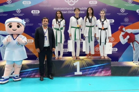 Məktəblilərin olimpiadasında taekvondo yarışları başa çatdı - FOTO