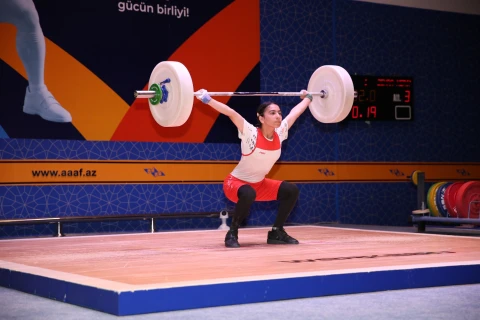 Hənifə Məhərrəmli olimpiadada hamını qabaqladı - FOTO