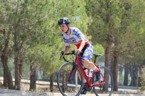 Məktəblilərin Respublika İdman Olimpiadasında velosiped yarışları bitib