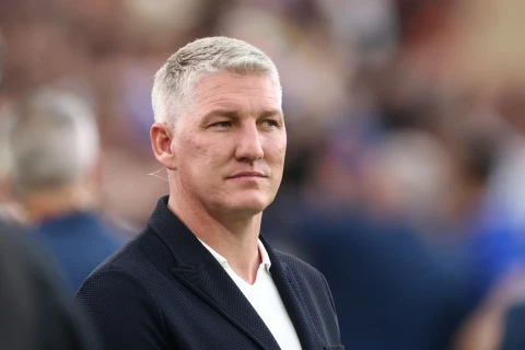 Bastian Şvaynştayger irqçilikdə günahlandırılıb