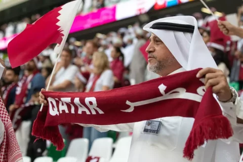 Qətər 2026-cı il dünya çempionatı üçün saxta azarkeşlər gətiribmiş