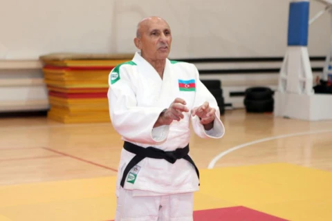 Тарлан Гасанов: "Гейдаров должен был перейти в новый вес после Олимпиады"