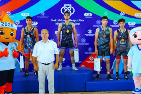 Məktəblilərin Respublika İdman Olimpiadasında güləş yarışları başa çatıb