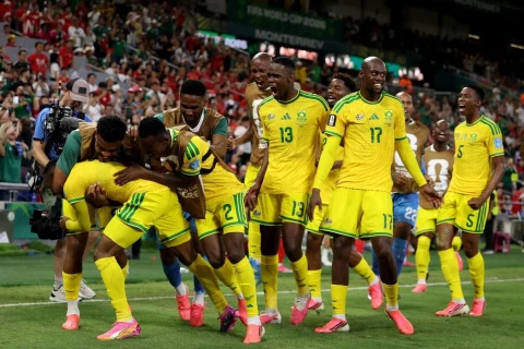 CAR mundialın pley-offuna yüksələn yeddinci Afrika komandası olub