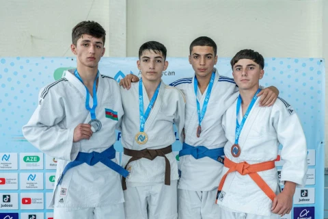 Qusarda 73 cüdoçunun iştirakı ilə region birinciliyi keçirilib - FOTO