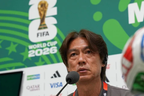 Cənubi Koreya futbol millisinin baş məşqçisi istefa verdi