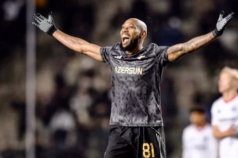 “Qarabağ”dan ayrılan Kevin Medina millimizin üzvü ilə komanda yoldaşı oldu