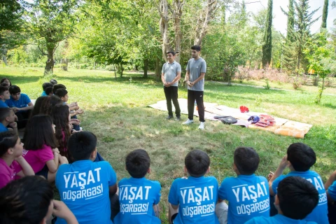 Paralimpiya çempionu İmaməddin Xəlilov şəhid övladlarına “ustad dərsi” keçib - FOTO