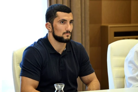 Фарид Гаибов встретился с  азербайджанскими бойцами UFC - ФОТО